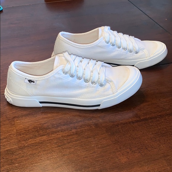 white rocket dog sneakers